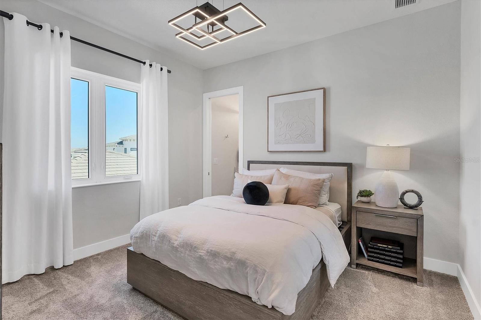 Image 36 of 63 For 5951 Redbay Boulevard