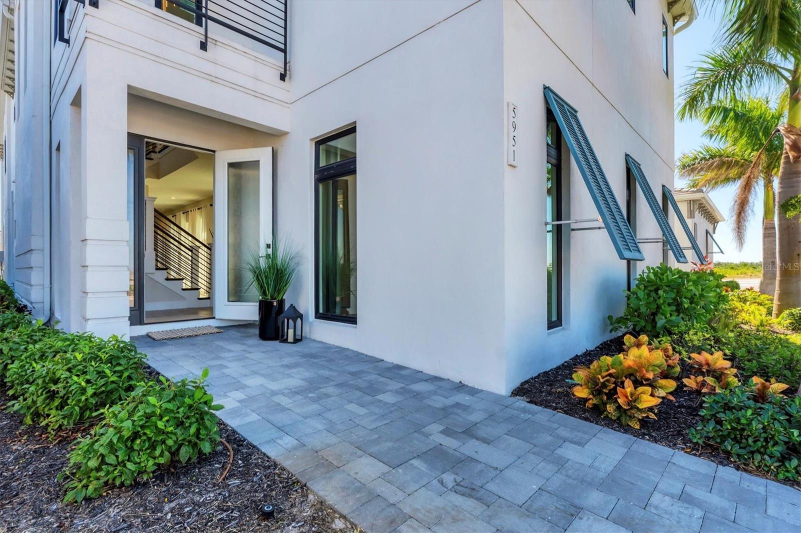 Image 5 of 63 For 5951 Redbay Boulevard