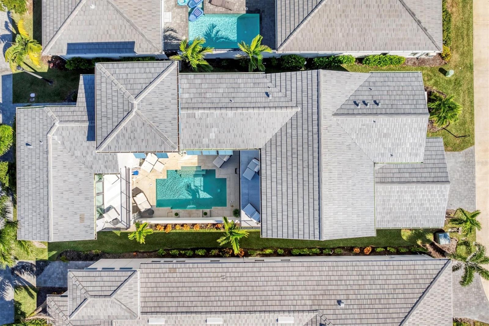 Image 51 of 63 For 5951 Redbay Boulevard