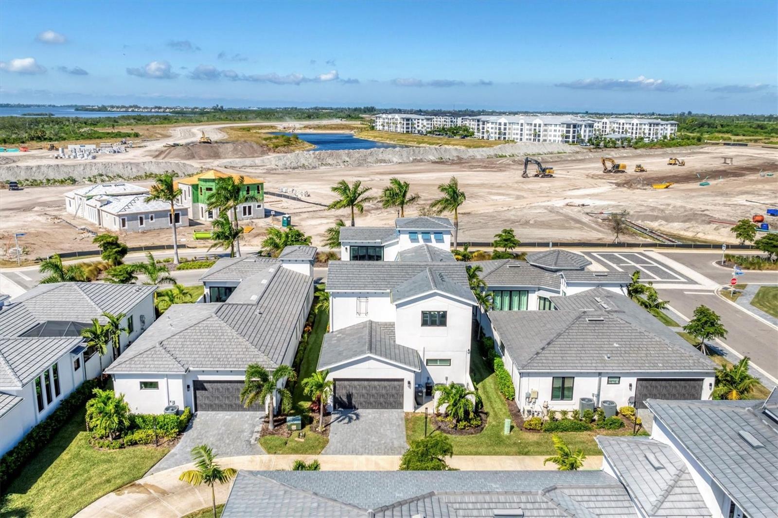 Image 53 of 63 For 5951 Redbay Boulevard