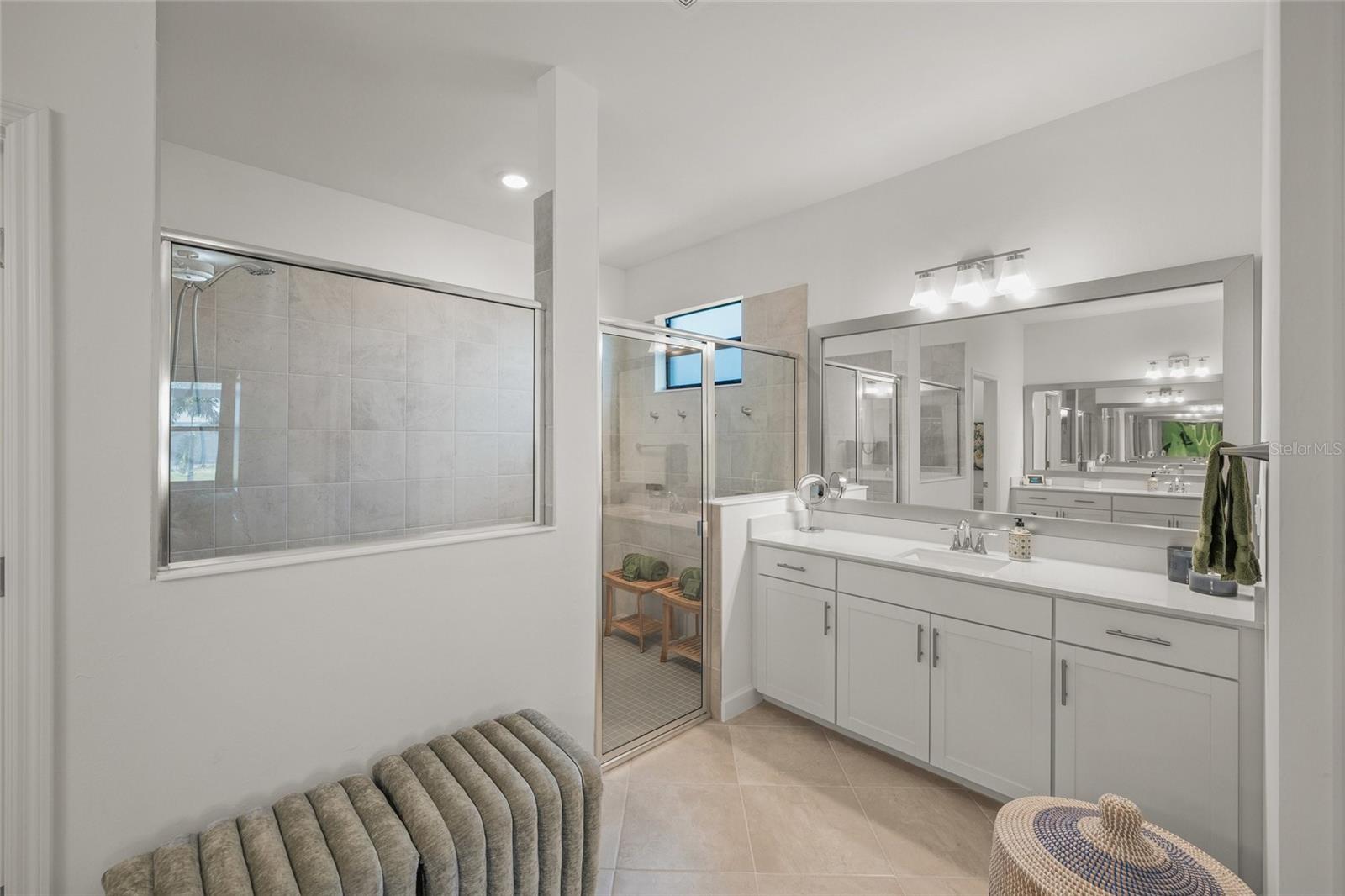 Image 17 of 48 For 15117 Blue Bay Terrace