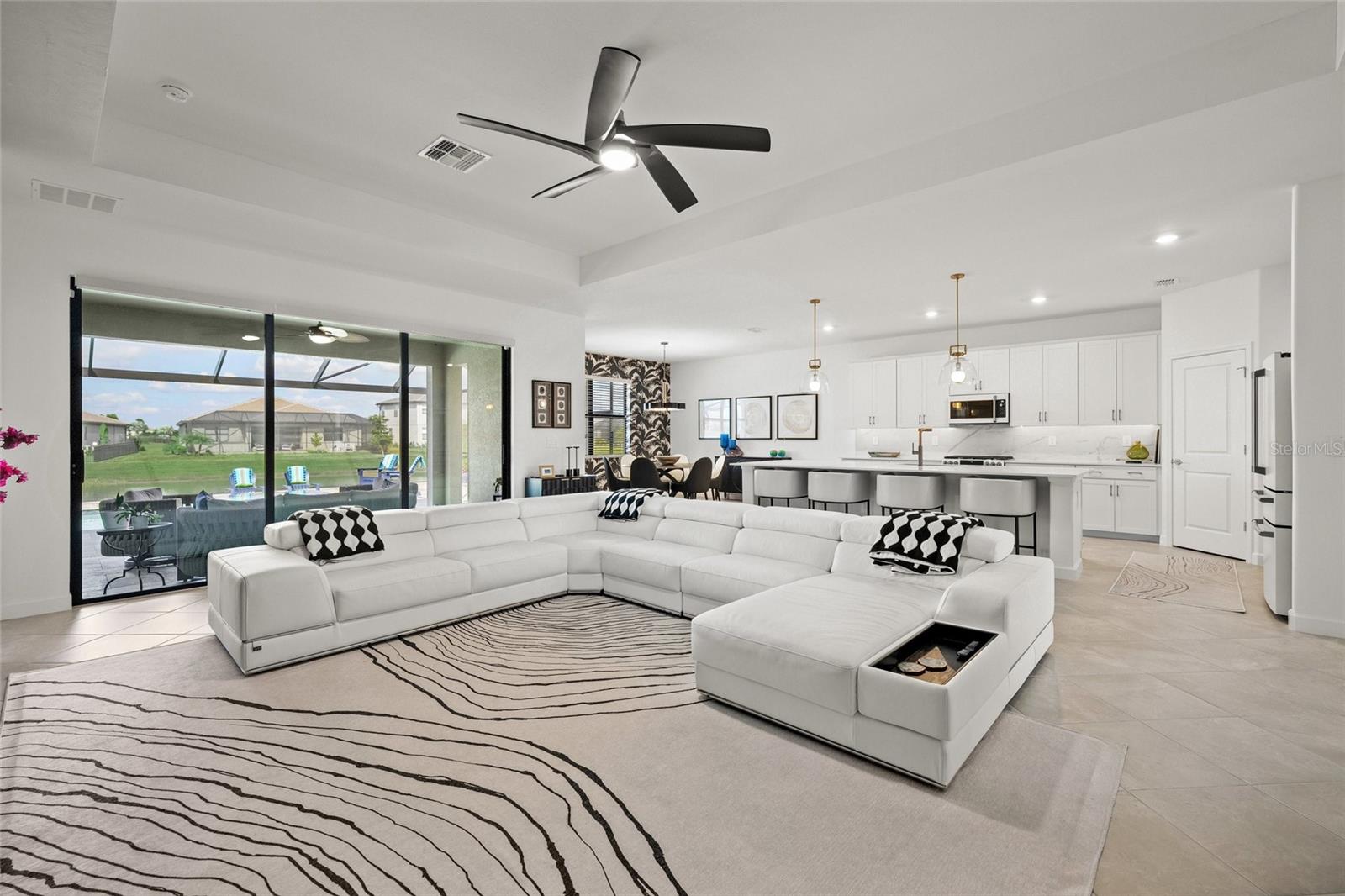 Image 4 of 48 For 15117 Blue Bay Terrace