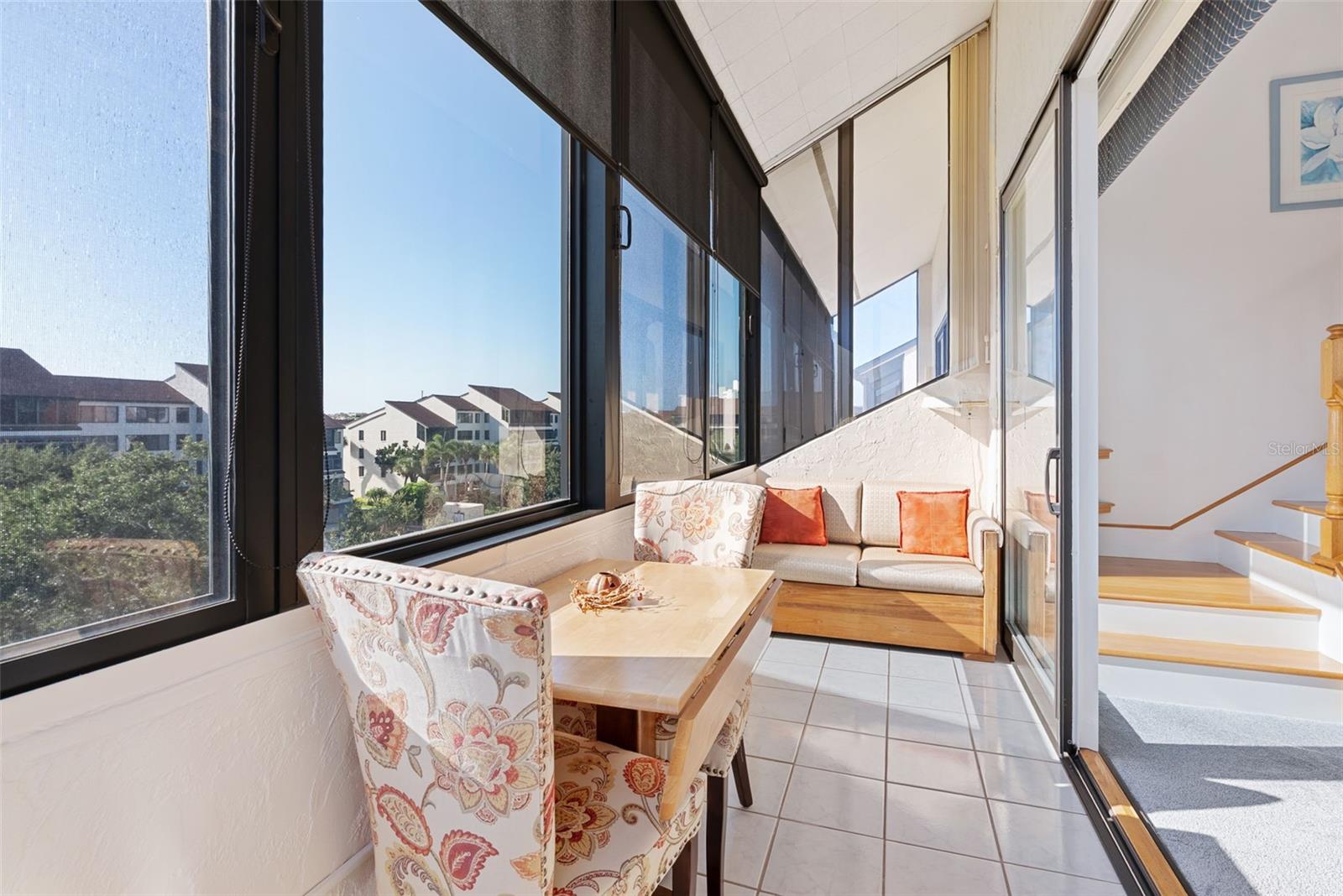 Image 31 of 63 For 6285 Midnight Pass Road 406