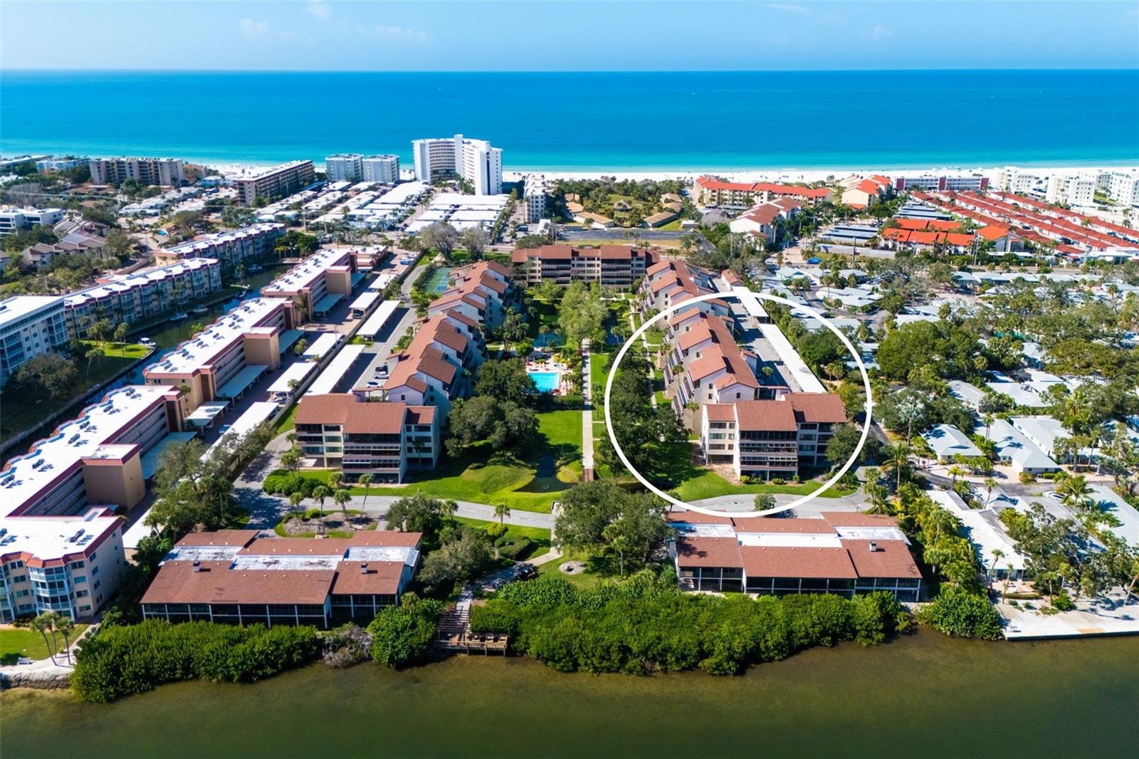 Image 39 of 63 For 6285 Midnight Pass Road 406