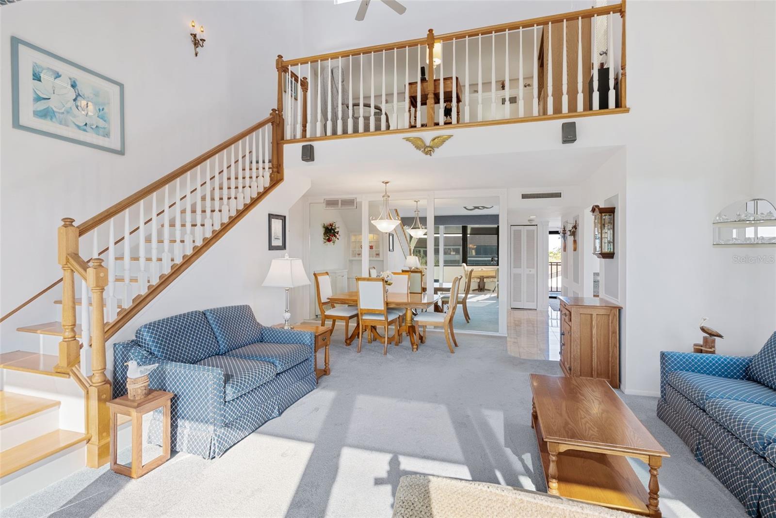 Image 4 of 63 For 6285 Midnight Pass Road 406