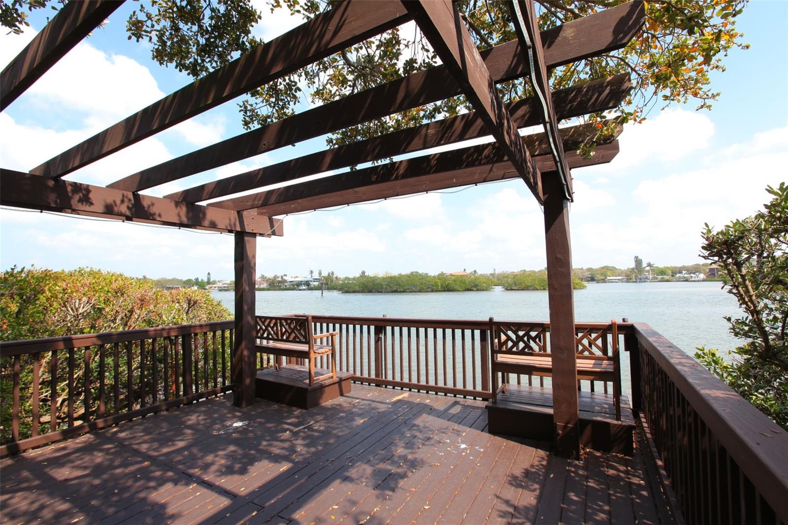 Image 50 of 63 For 6285 Midnight Pass Road 406