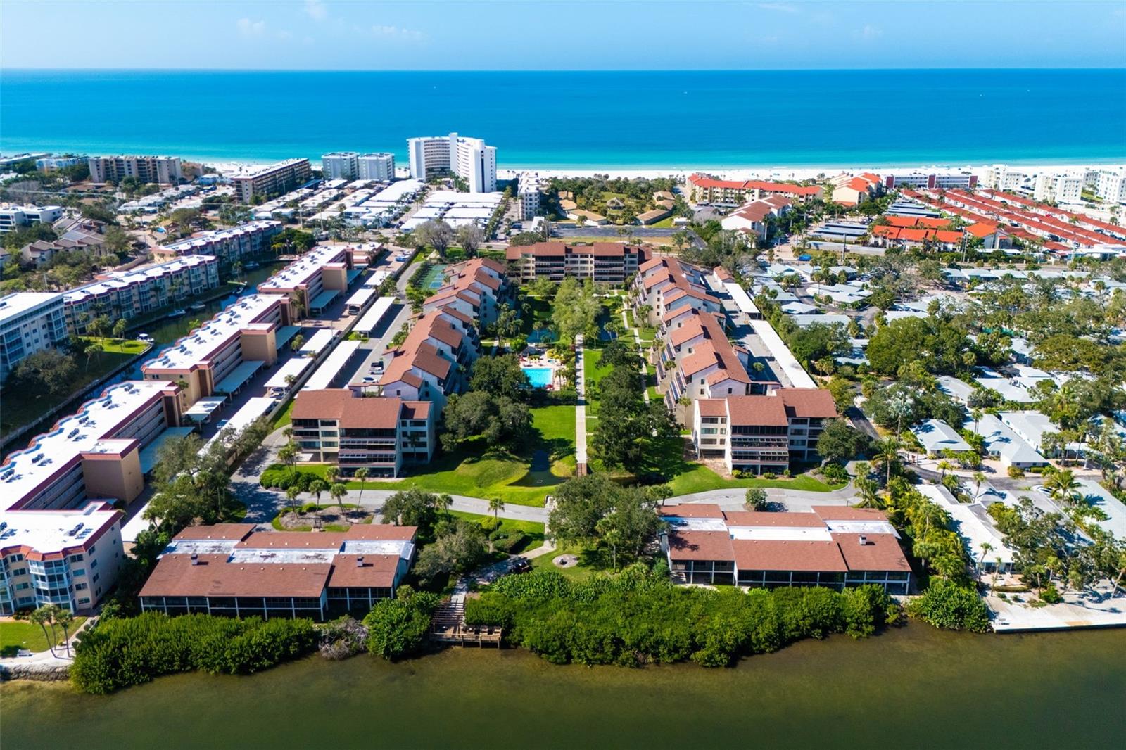 Image 52 of 63 For 6285 Midnight Pass Road 406