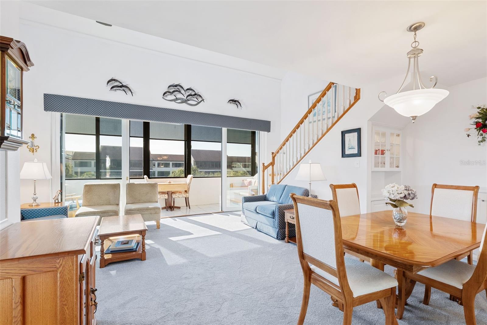 Image 7 of 63 For 6285 Midnight Pass Road 406