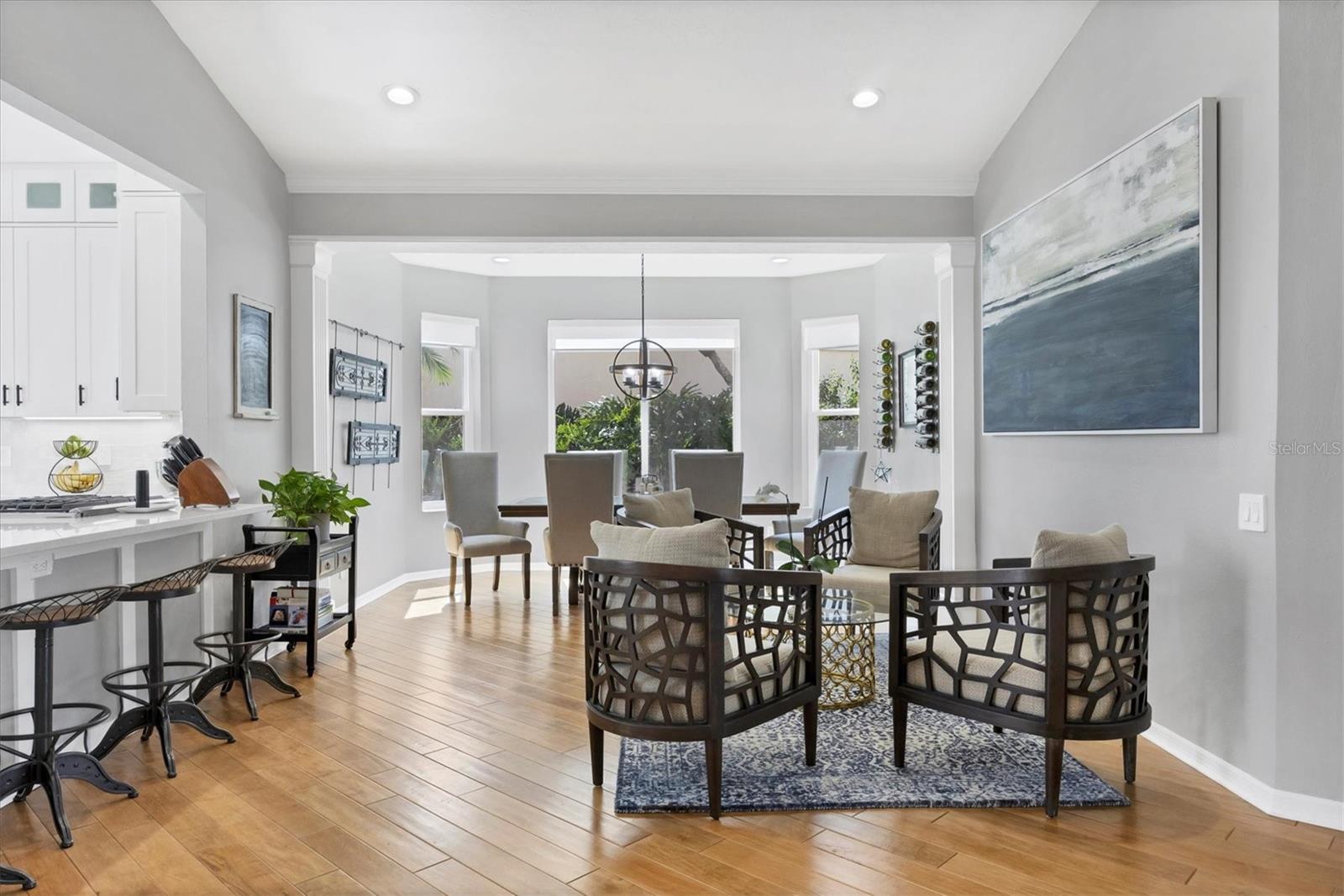 Image 24 of 67 For 8032 Via Fiore