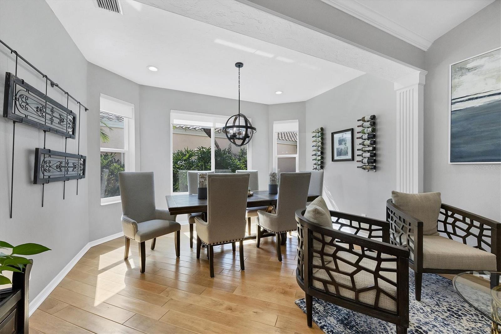 Image 25 of 67 For 8032 Via Fiore