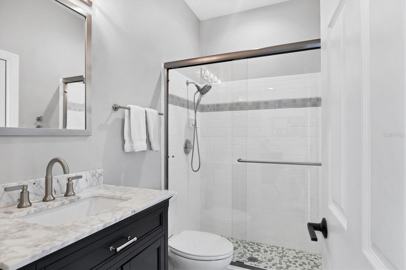 Image 36 of 67 For 8032 Via Fiore