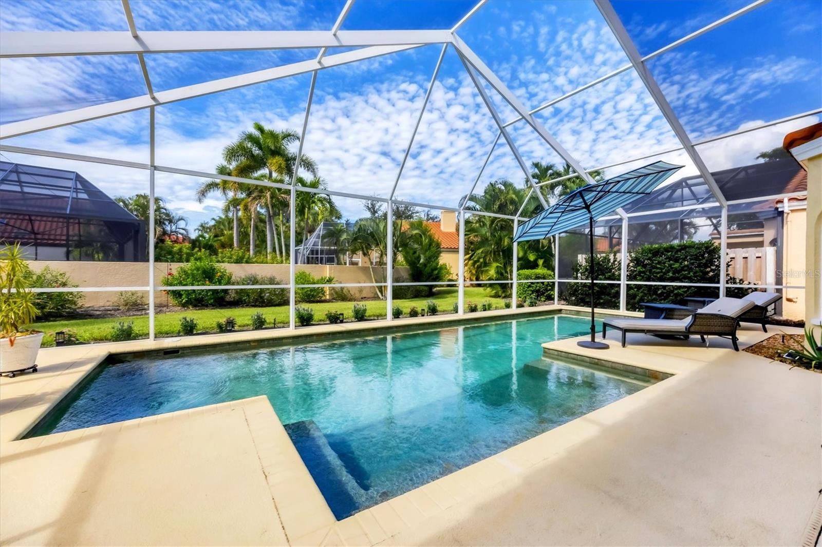 Image 41 of 67 For 8032 Via Fiore