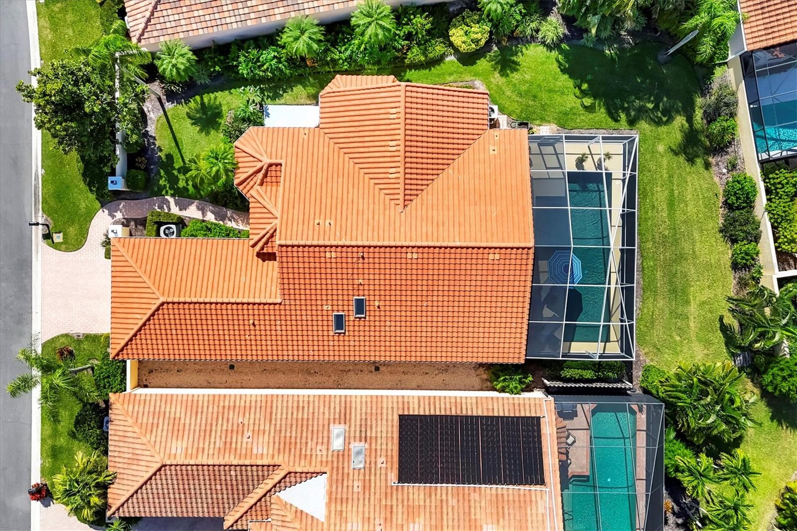 Image 49 of 67 For 8032 Via Fiore