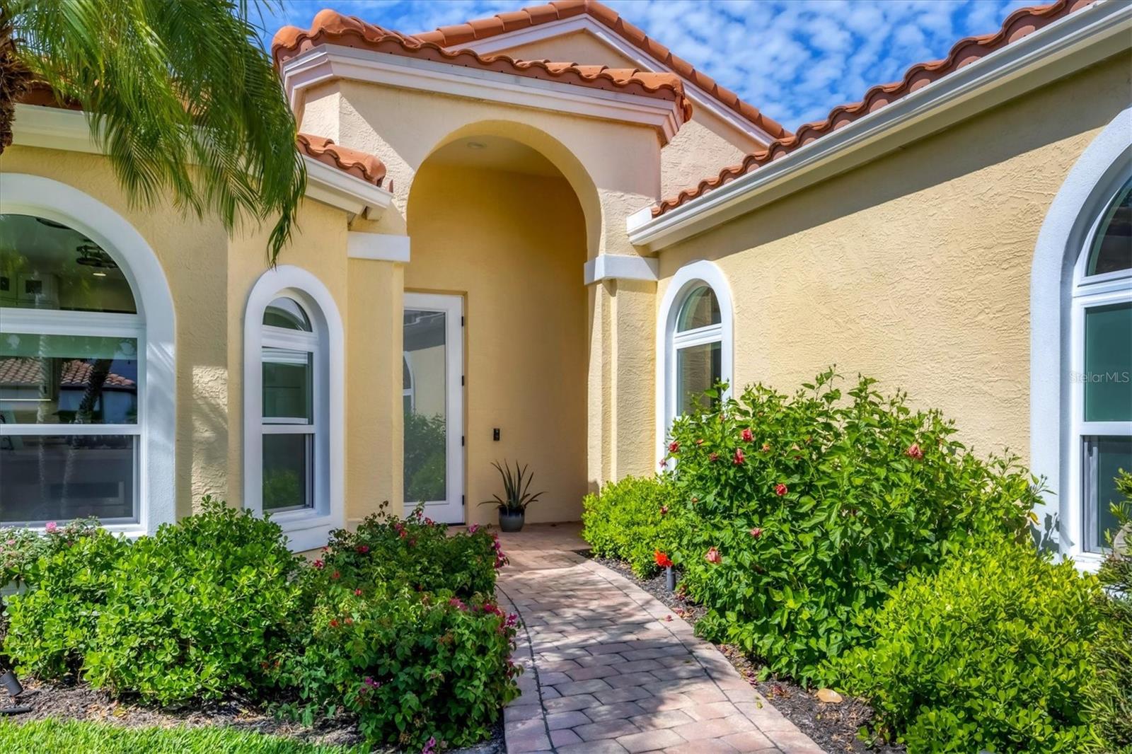 Image 7 of 67 For 8032 Via Fiore