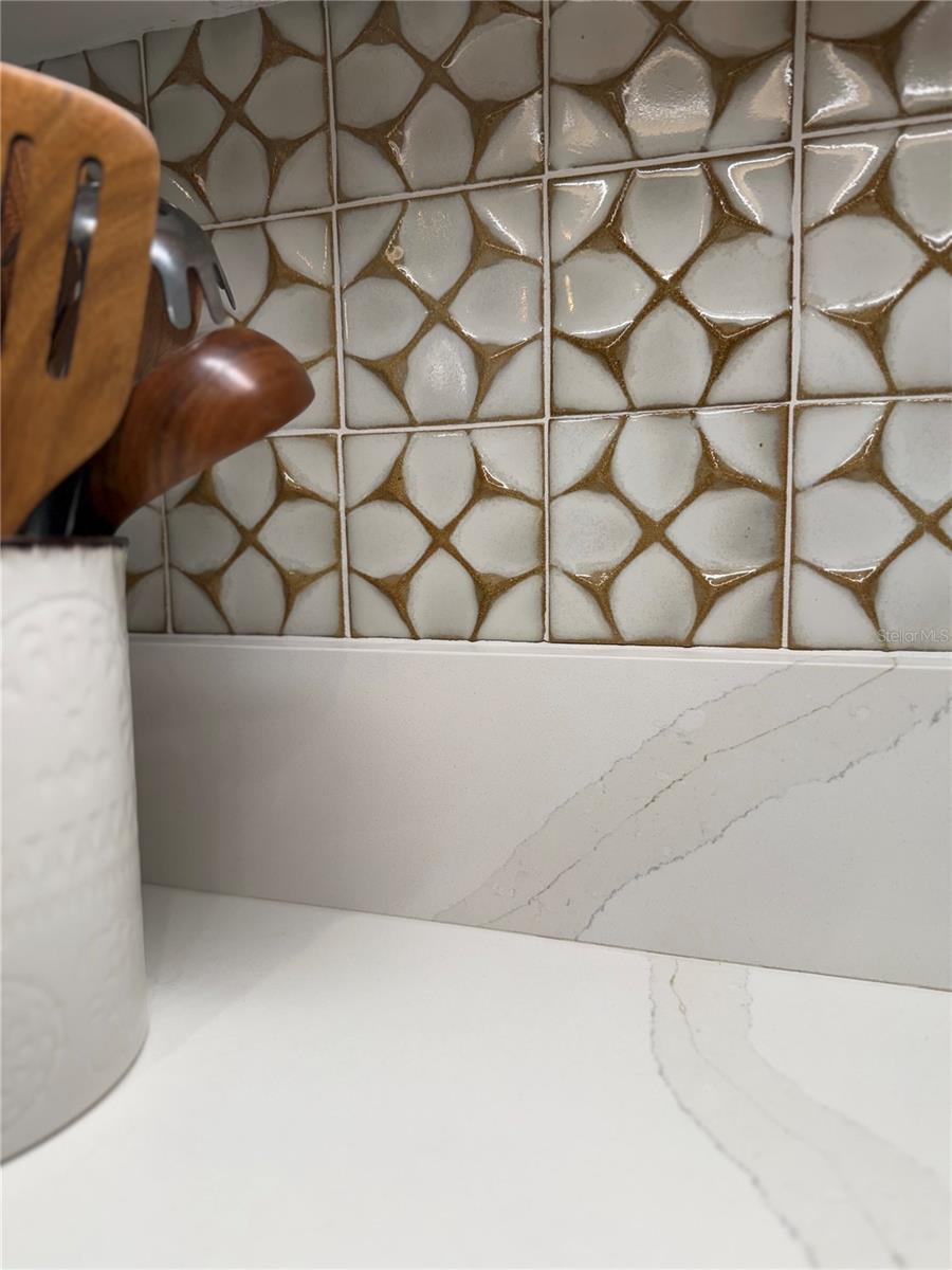 Image 11 of 70 For 50 Central Avenue 14b