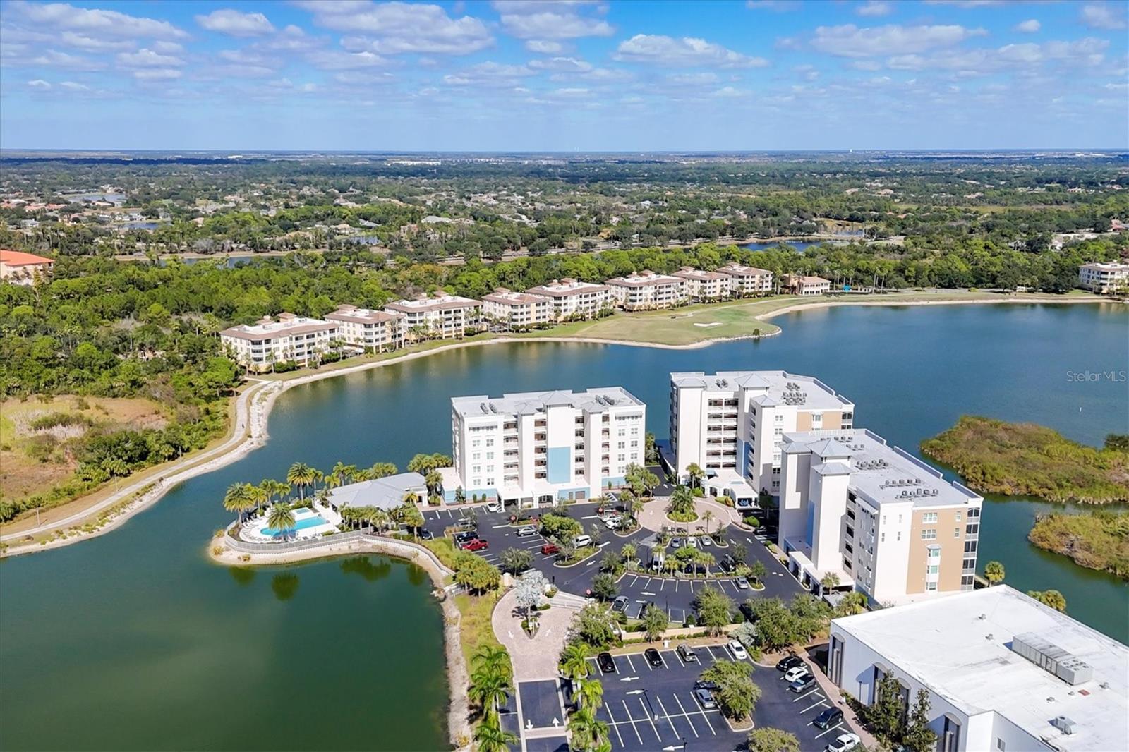 Image 3 of 60 For 10530 Boardwalk Loop 601