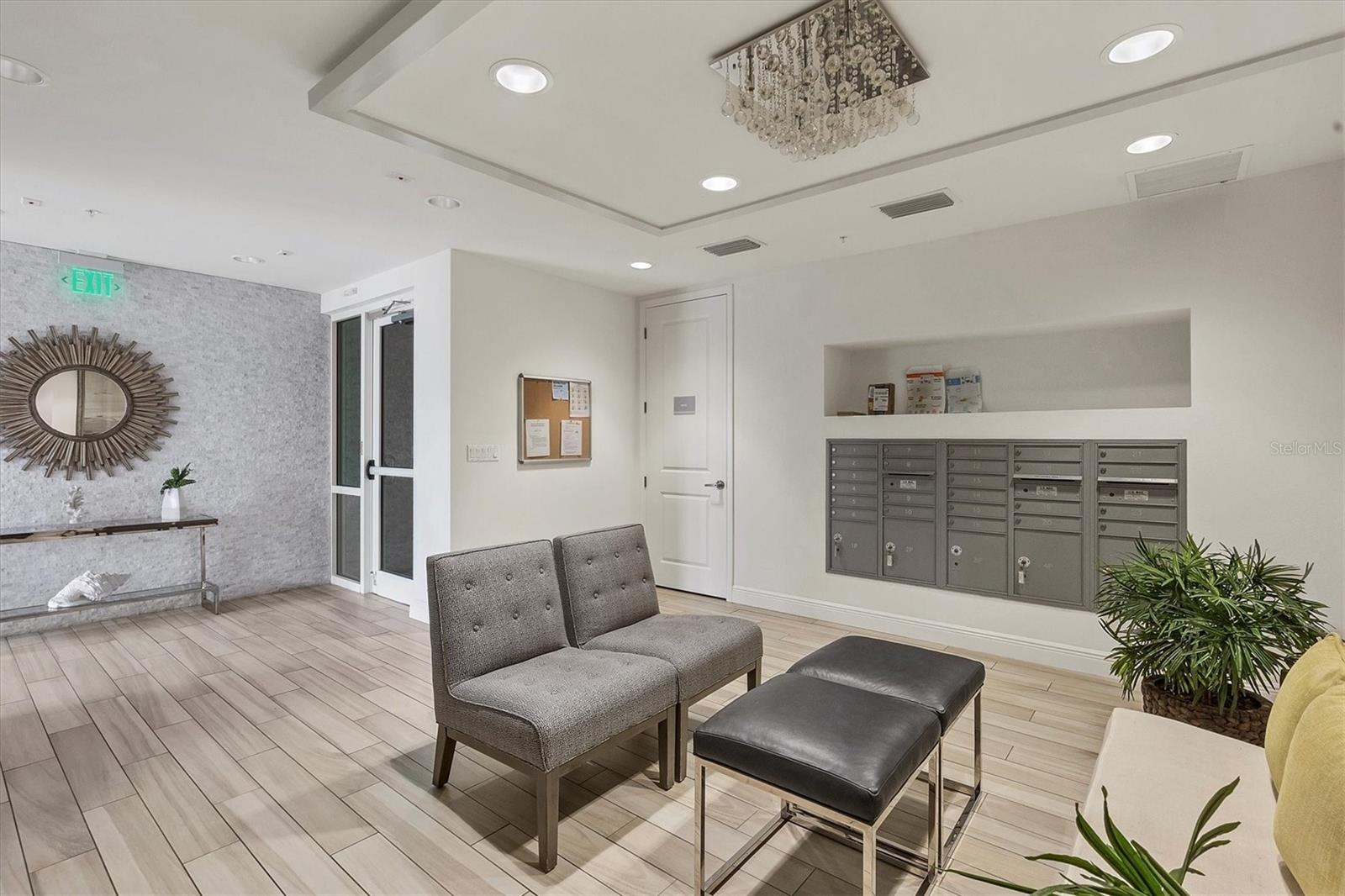 Image 31 of 60 For 10530 Boardwalk Loop 601