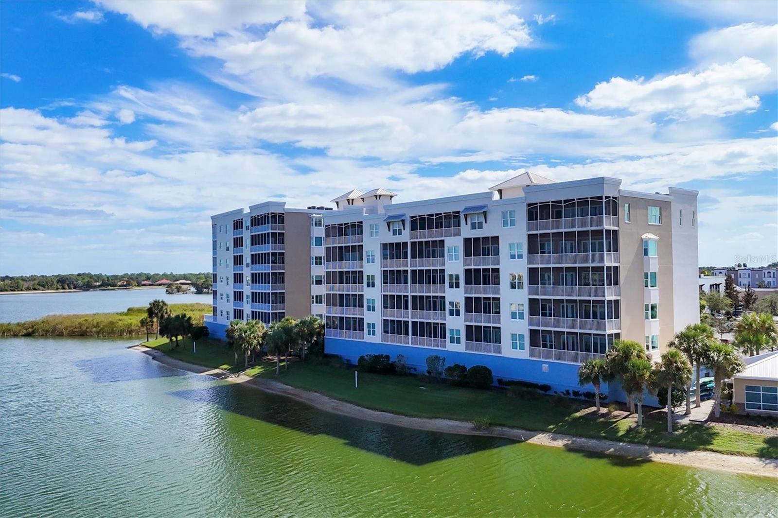 Image 49 of 60 For 10530 Boardwalk Loop 601