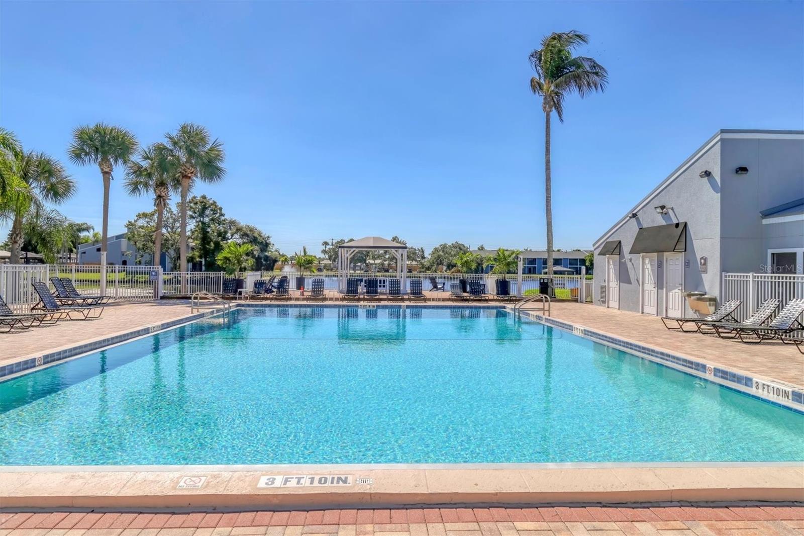 Image 27 of 34 For 5507 Fountain Lake Circle B203