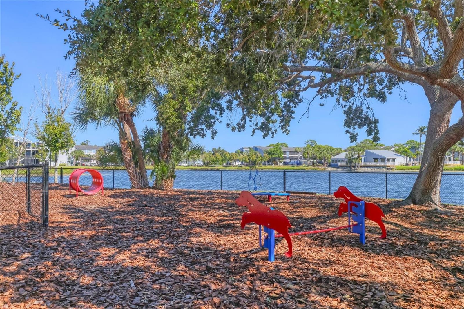 Image 31 of 34 For 5507 Fountain Lake Circle B203