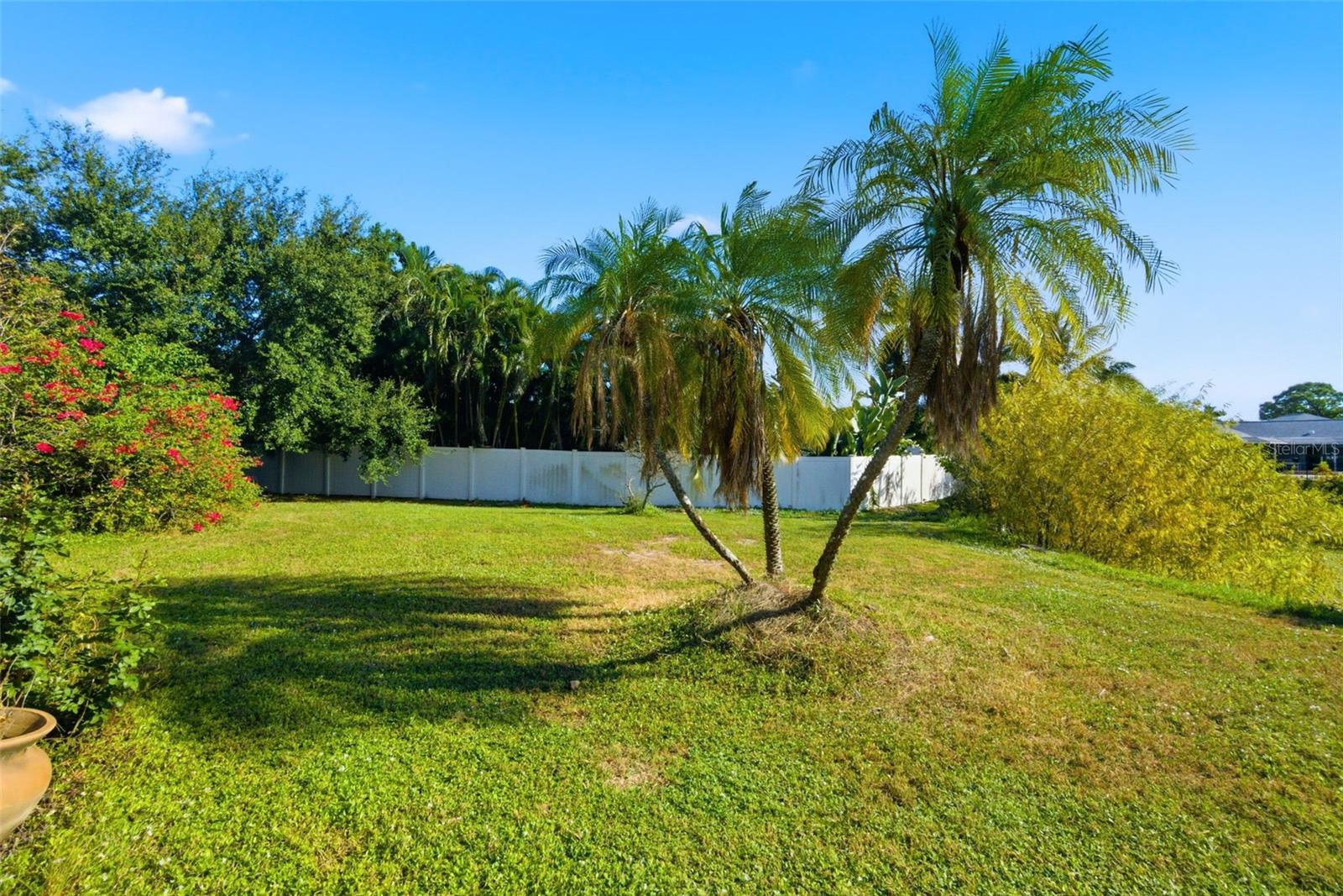 Image 18 of 55 For 7615 17th Avenue W