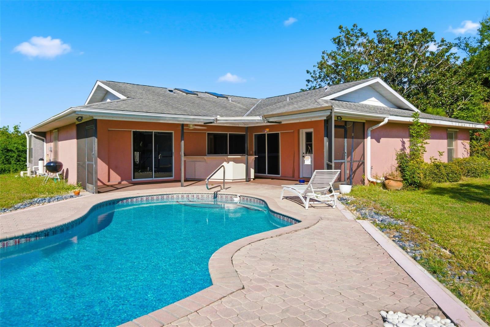 Image 19 of 55 For 7615 17th Avenue W