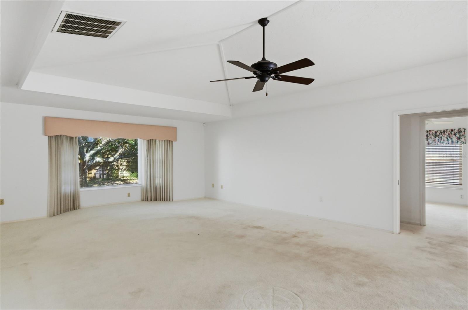 Image 37 of 55 For 7615 17th Avenue W