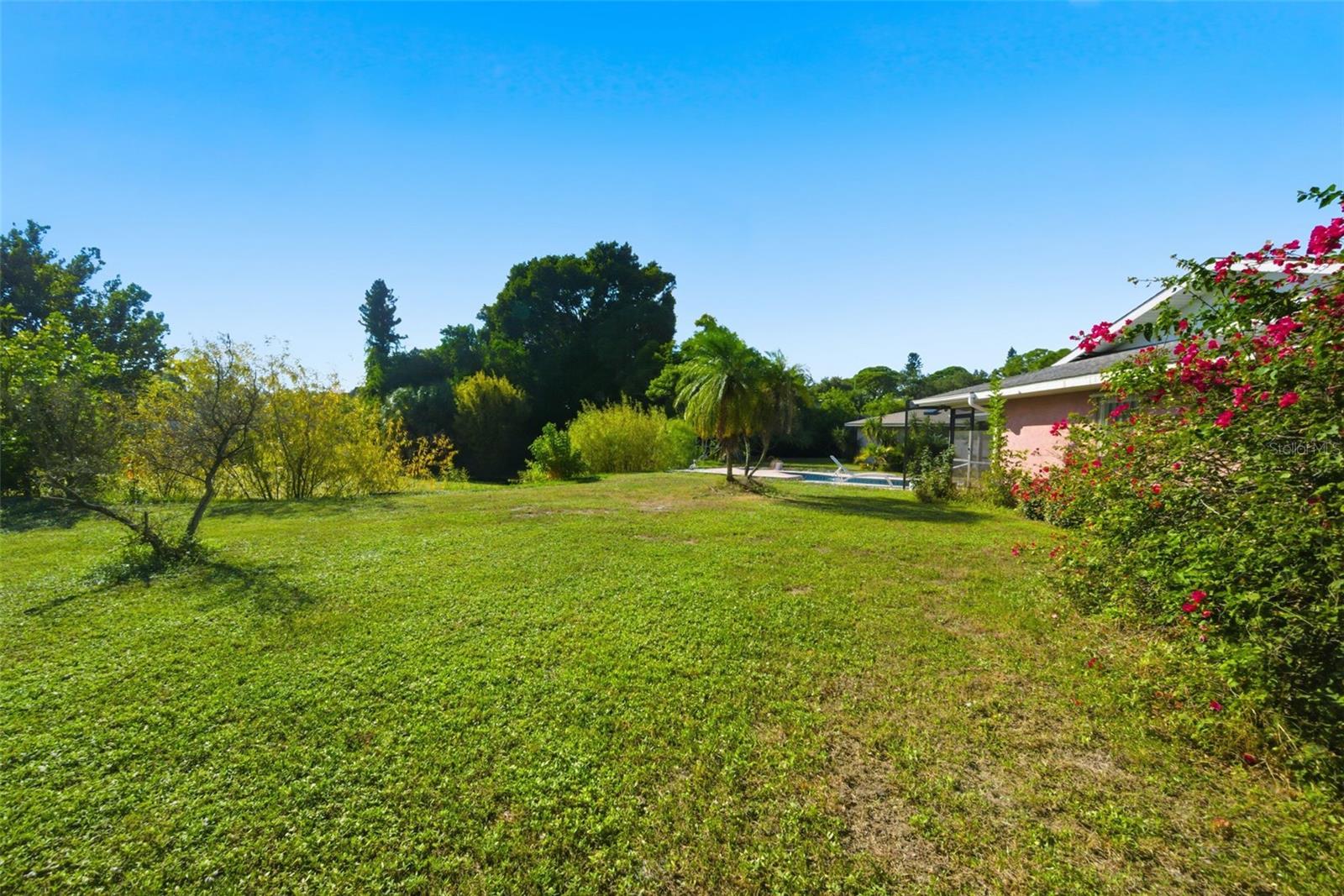 Image 6 of 55 For 7615 17th Avenue W