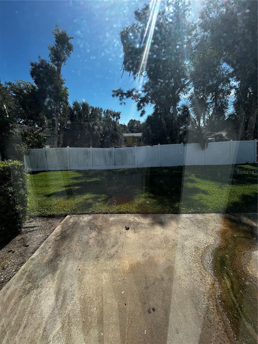 Image 11 of 12 For 1940 Debbie Street