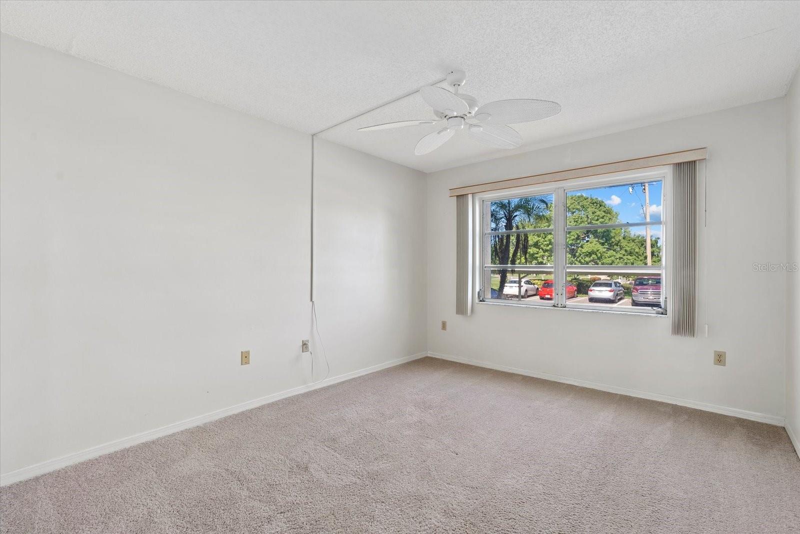 Image 14 of 23 For 4852 Independence Drive 4852