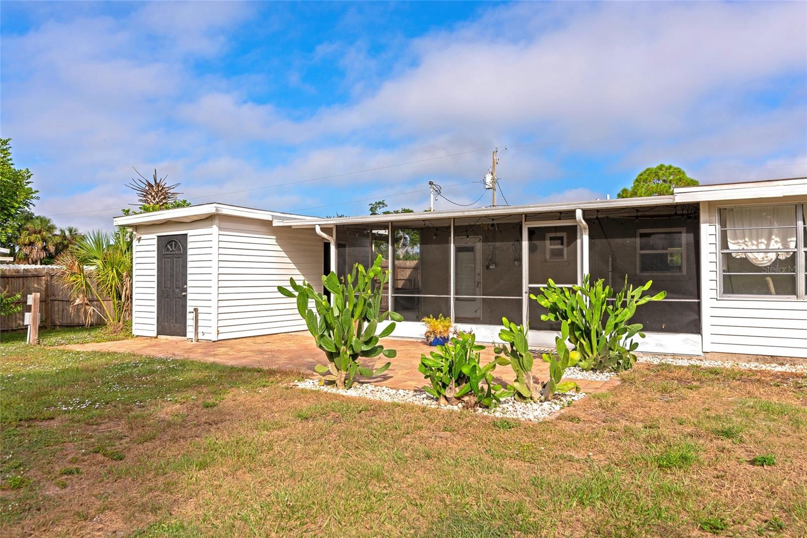 Image 29 of 39 For 6412 47th Avenue E