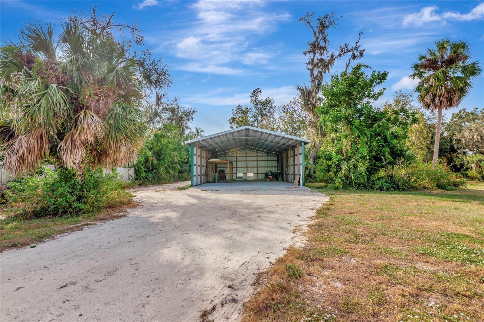 Image 32 of 39 For 6412 47th Avenue E