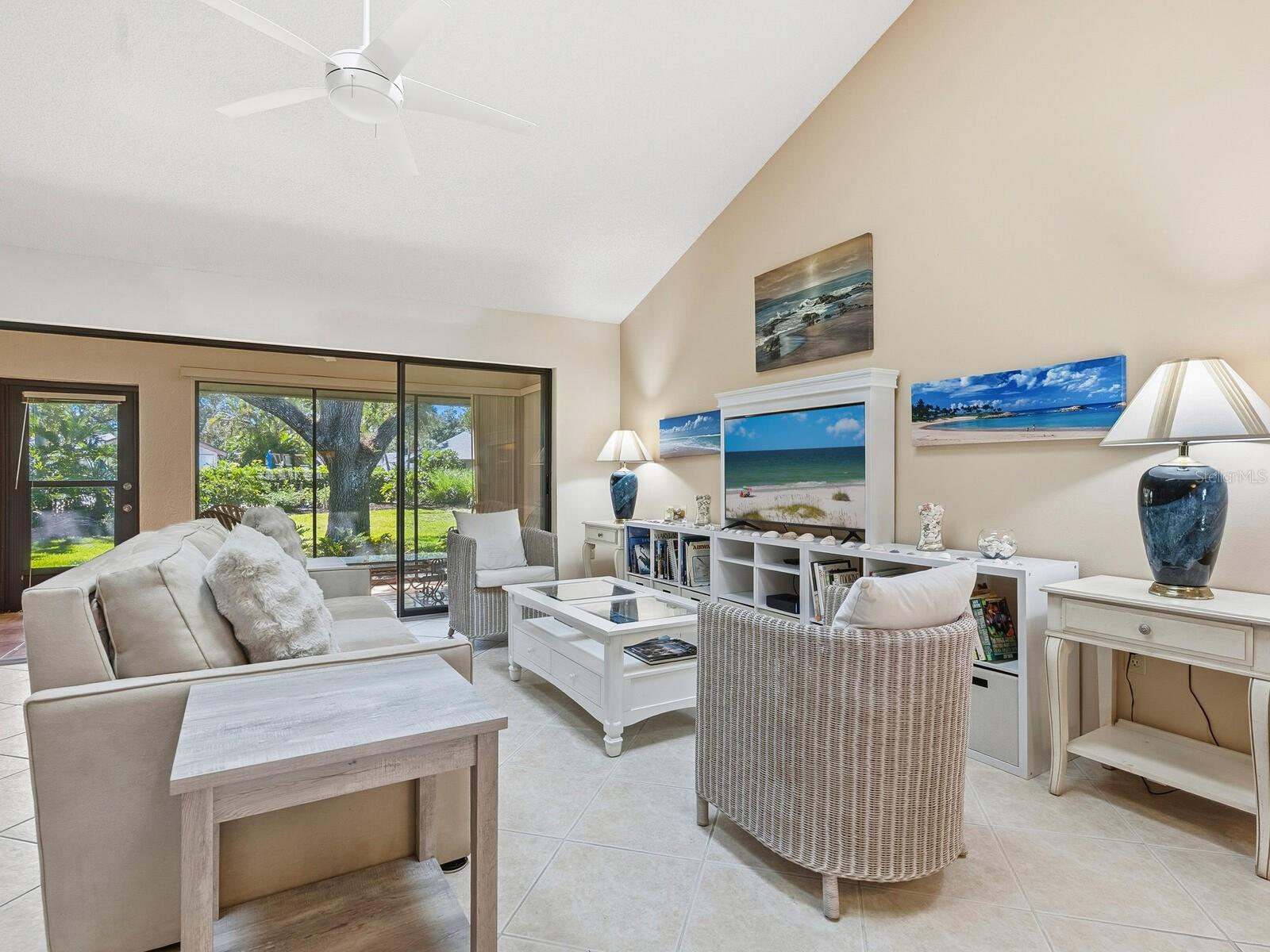 Image 14 of 36 For 4542 Kingsmere  46