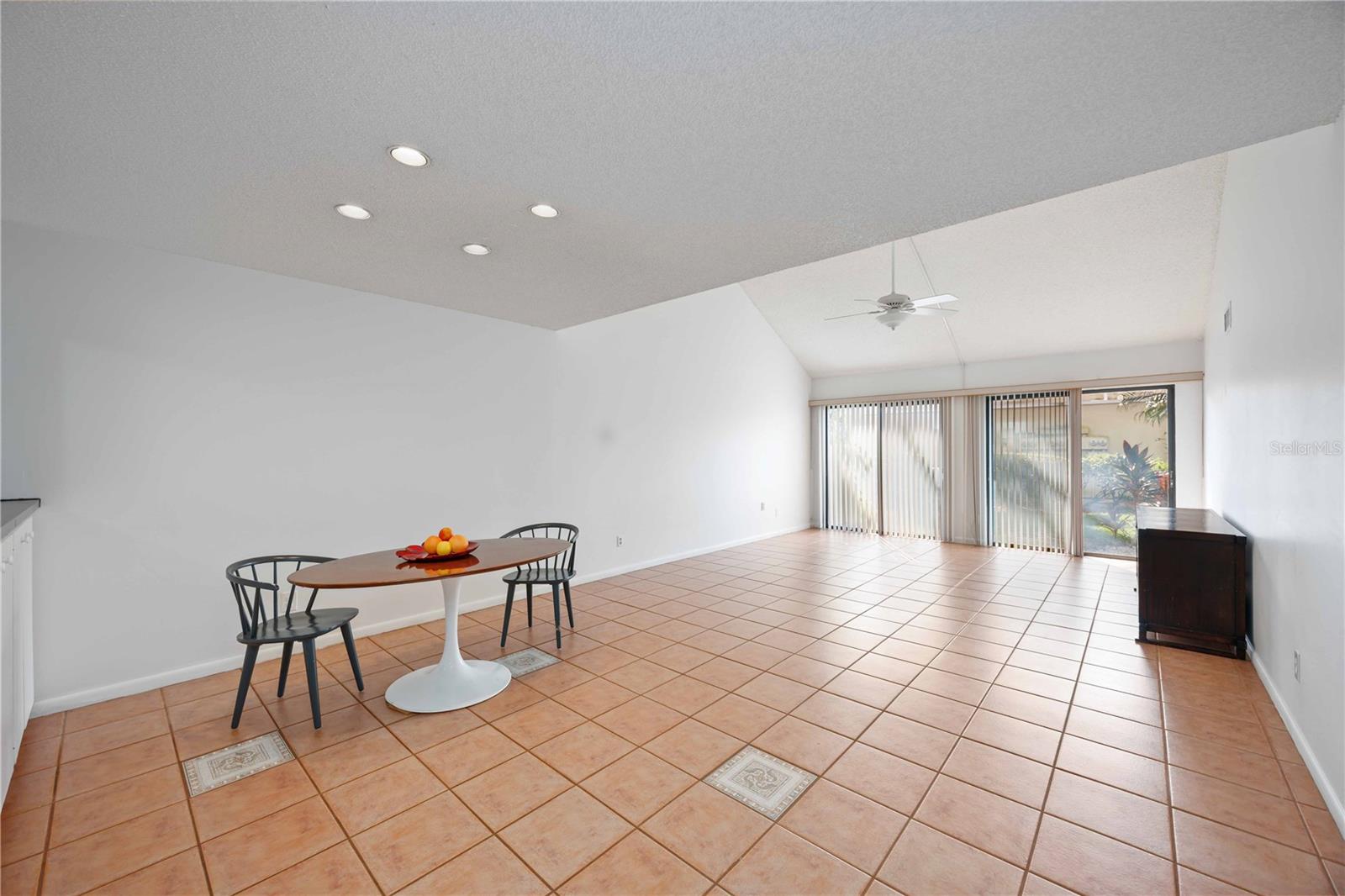 Image 13 of 49 For 2767 Horseshoe Court Q-3