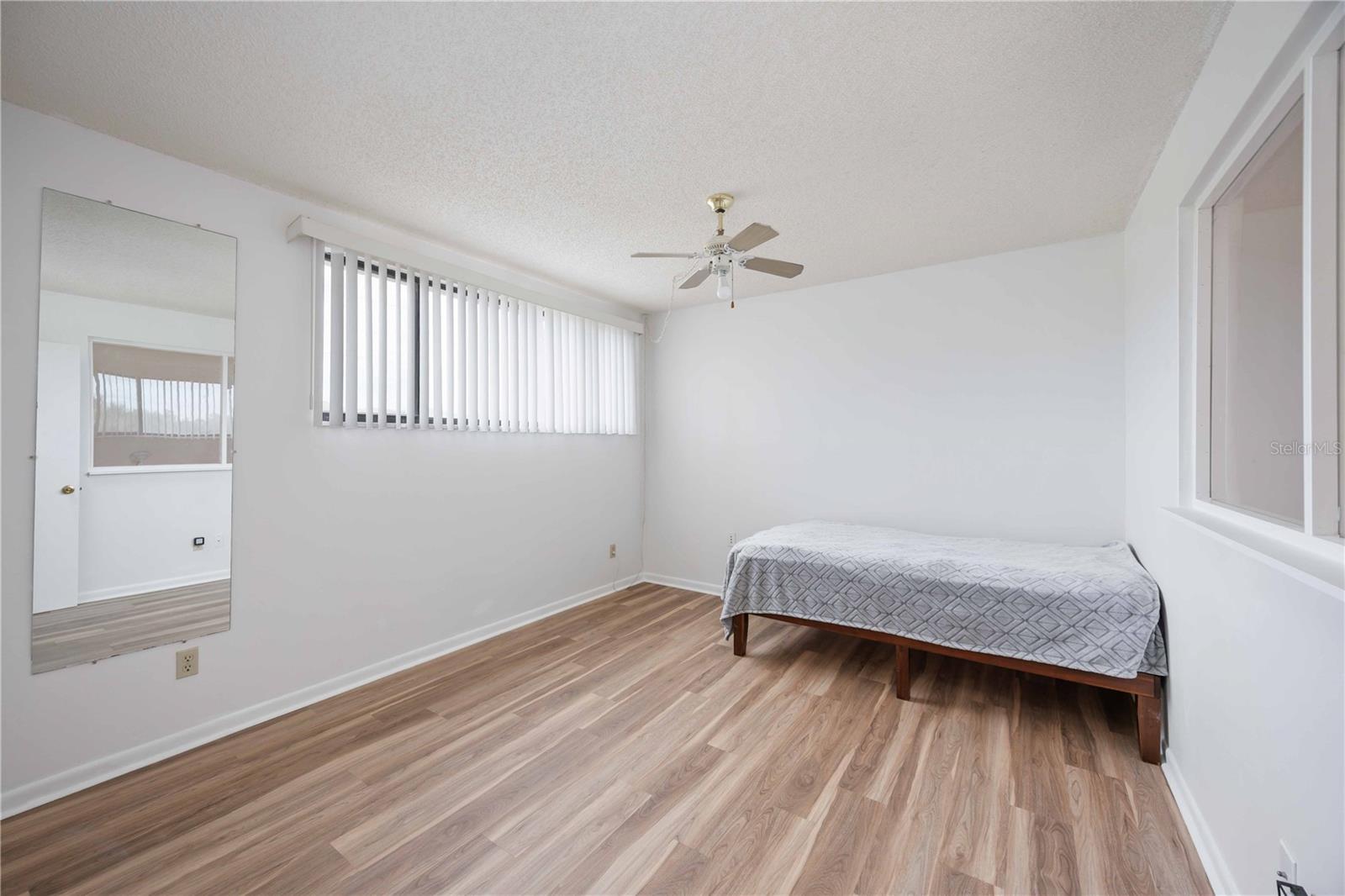 Image 27 of 49 For 2767 Horseshoe Court Q-3