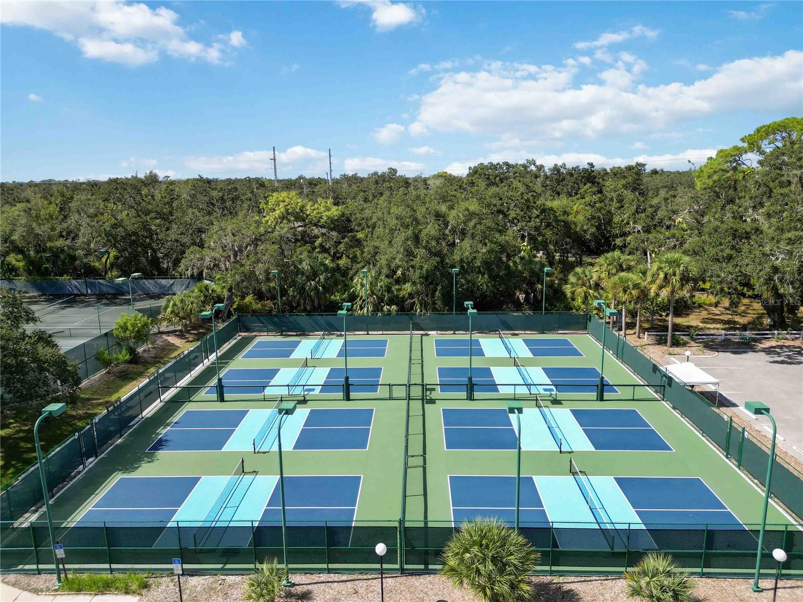 Image 41 of 49 For 2767 Horseshoe Court Q-3