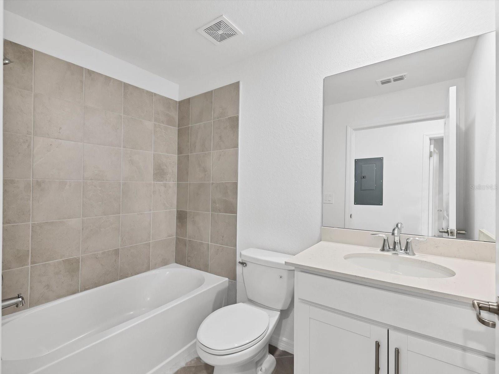 Image 16 of 27 For 17445 Opal Sand Drive 104