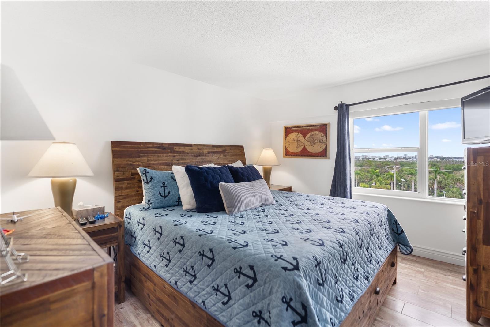 Image 16 of 89 For 1750 Benjamin Franklin Drive 6g