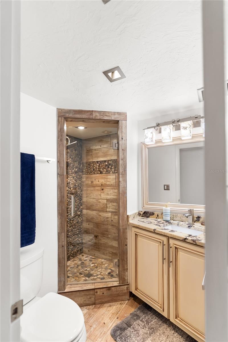 Image 20 of 89 For 1750 Benjamin Franklin Drive 6g