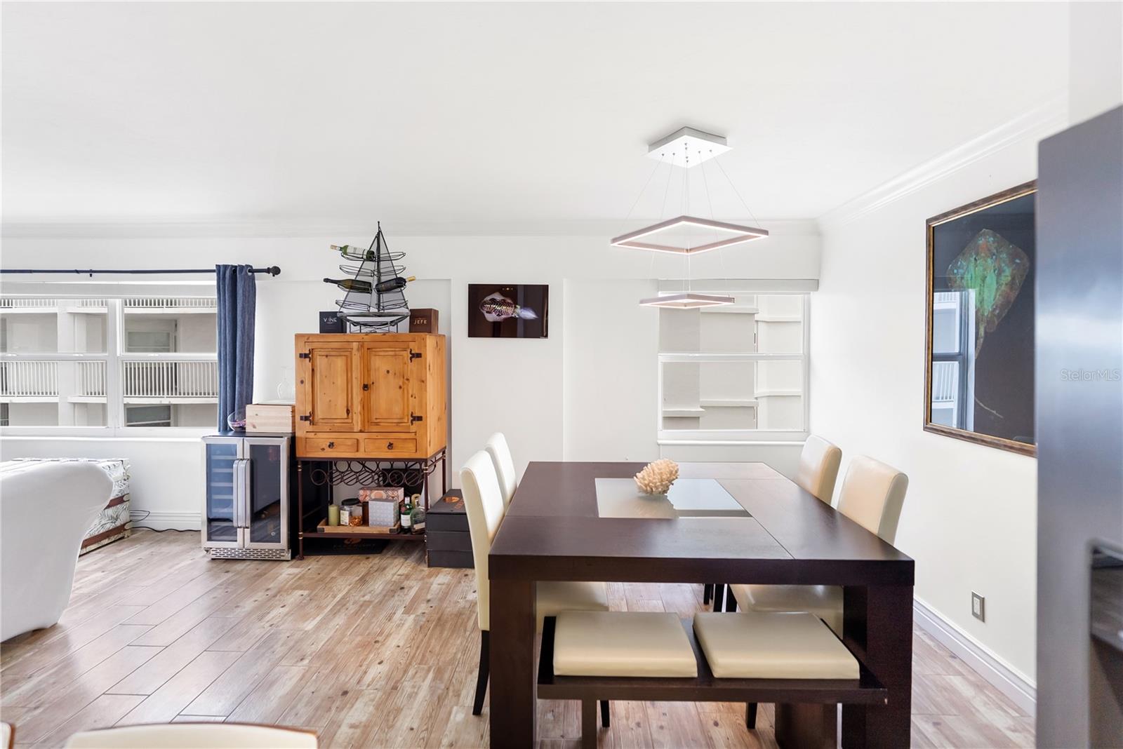 Image 43 of 89 For 1750 Benjamin Franklin Drive 6g