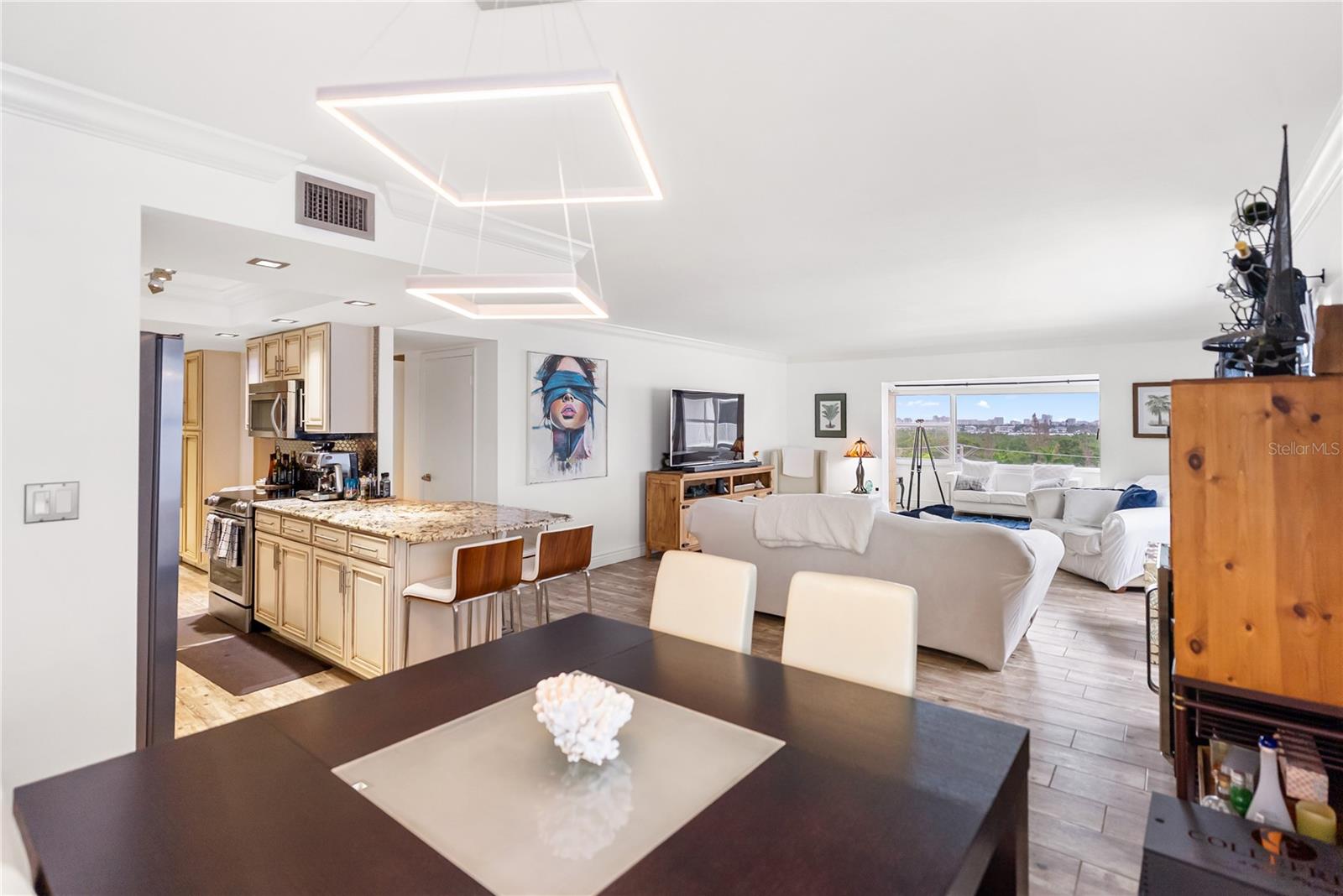 Image 47 of 89 For 1750 Benjamin Franklin Drive 6g