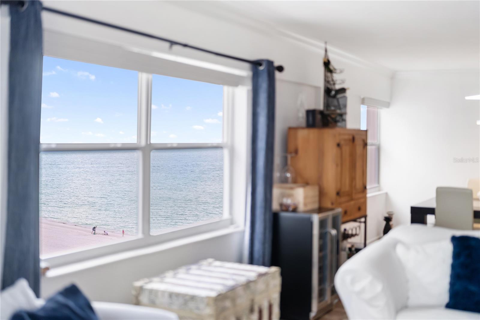 Image 52 of 89 For 1750 Benjamin Franklin Drive 6g