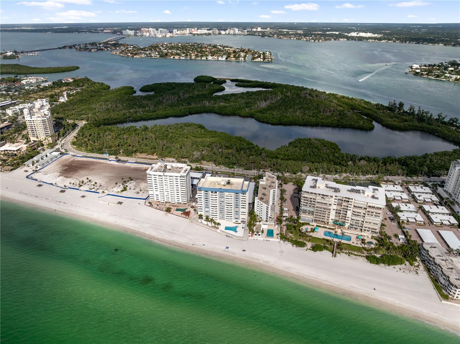 Image 76 of 89 For 1750 Benjamin Franklin Drive 6g