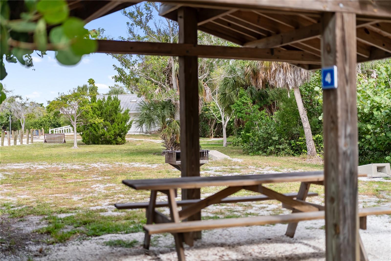 Image 79 of 89 For 1750 Benjamin Franklin Drive 6g