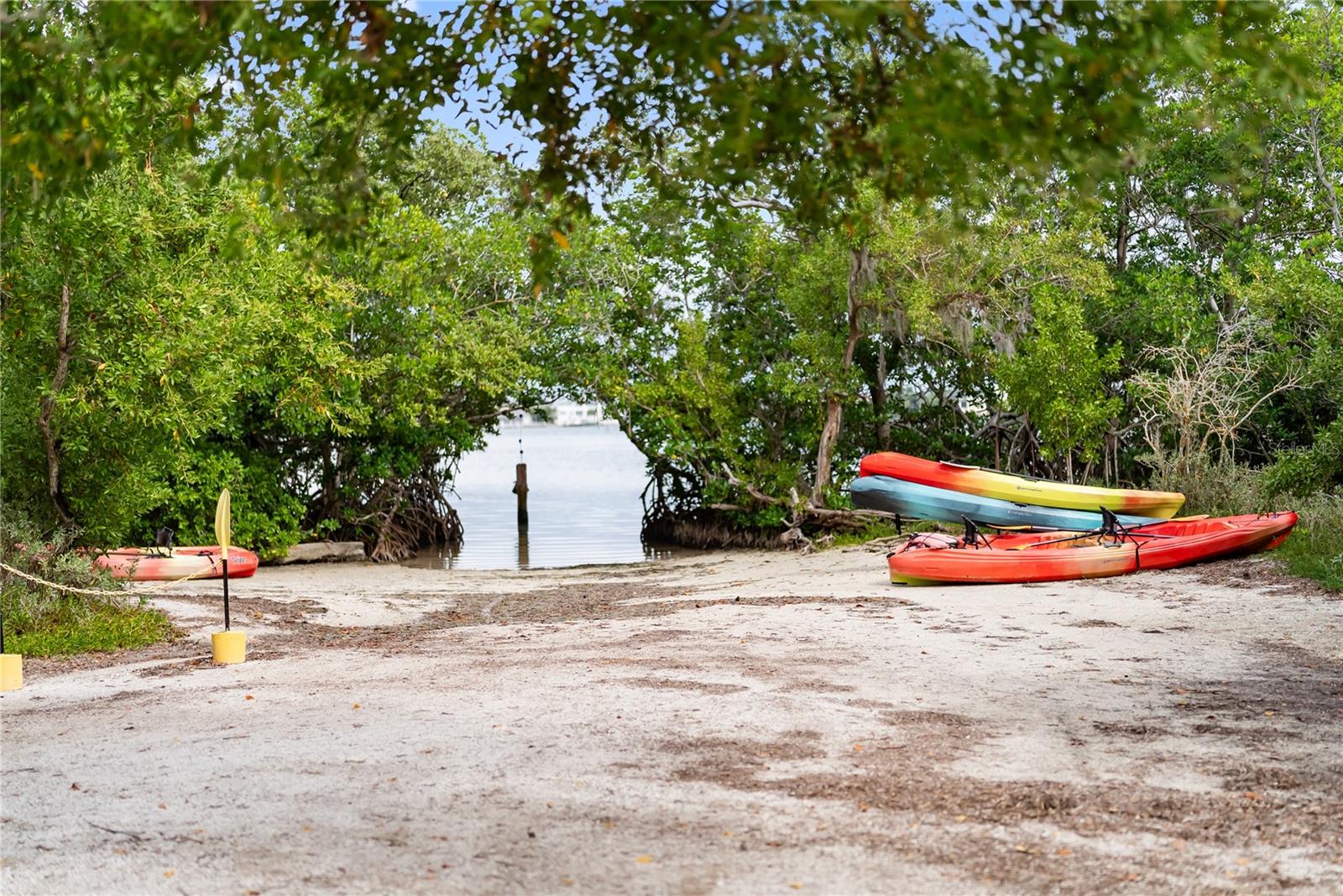 Image 85 of 89 For 1750 Benjamin Franklin Drive 6g