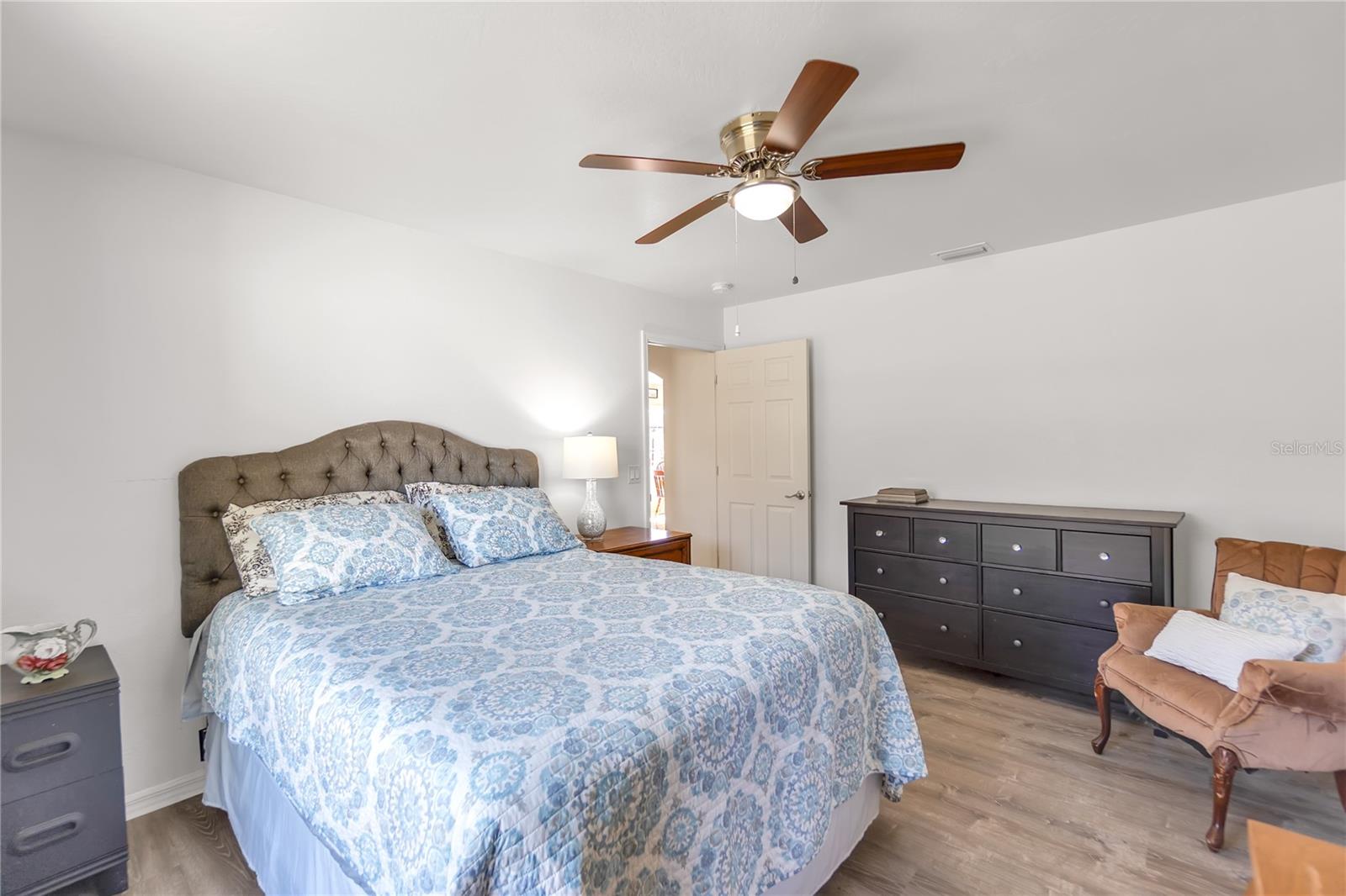 Image 13 of 53 For 20166 Lorenzo Avenue