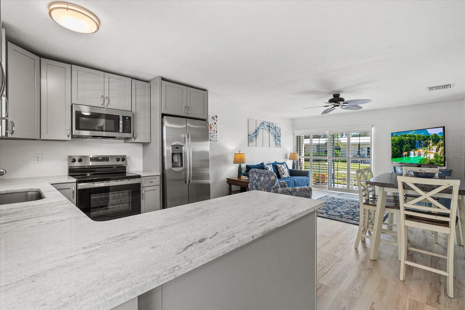 Image 3 of 32 For 5830 Midnight Pass Road 42