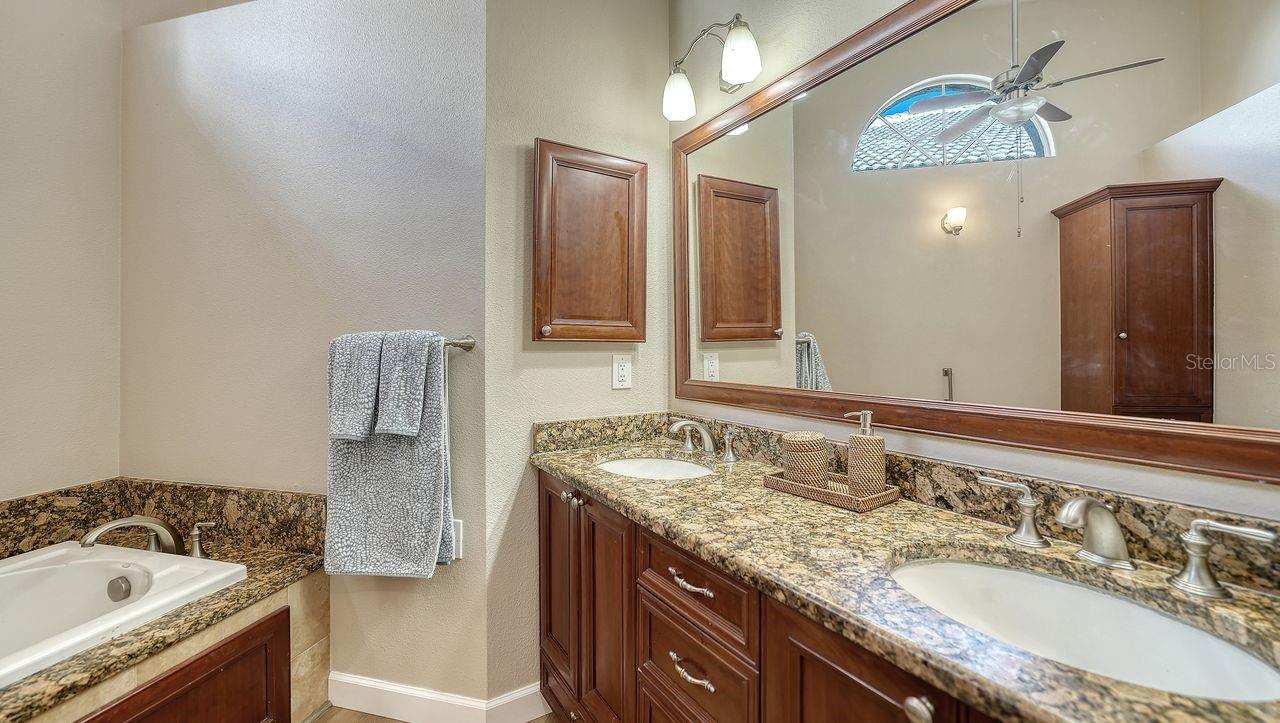 Image 28 of 59 For 6790 Paseo Castille