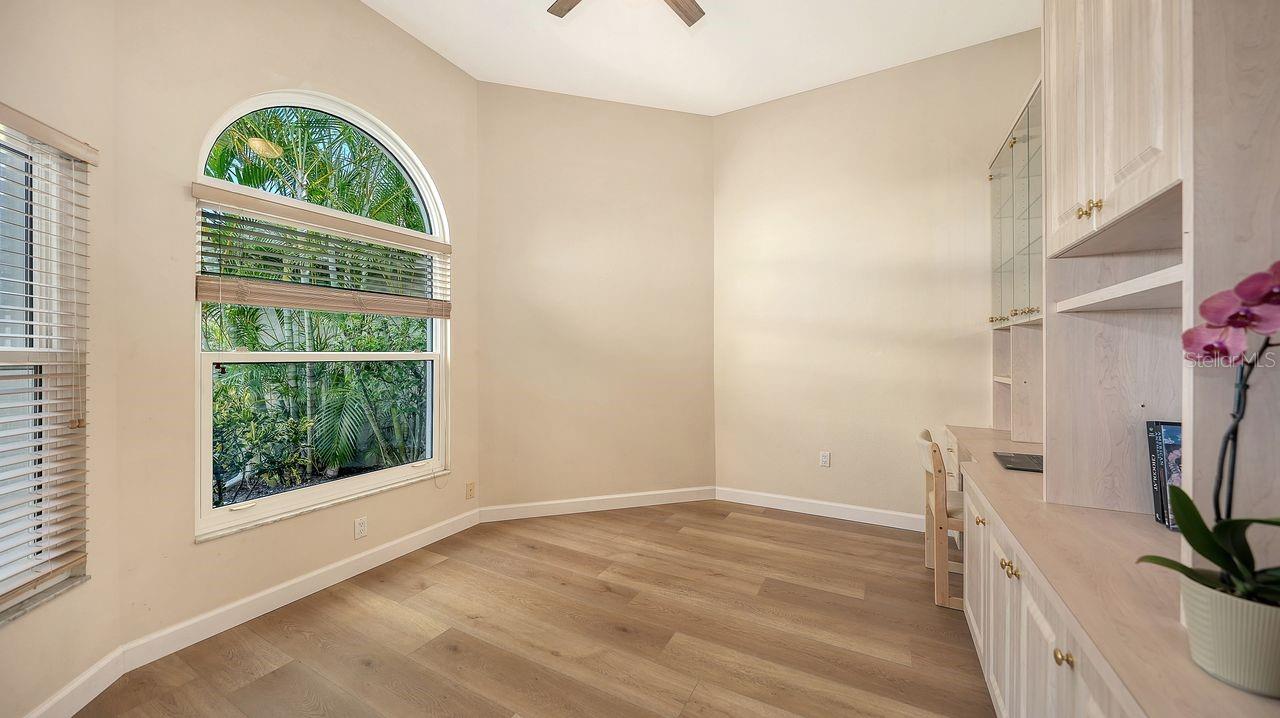 Image 34 of 59 For 6790 Paseo Castille