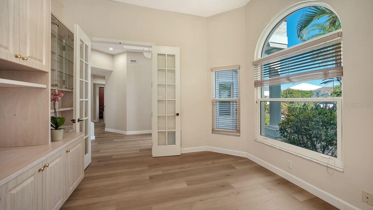 Image 36 of 59 For 6790 Paseo Castille